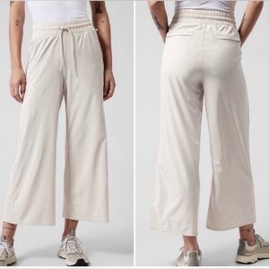 Athleta Avenue Wide Leg Crop